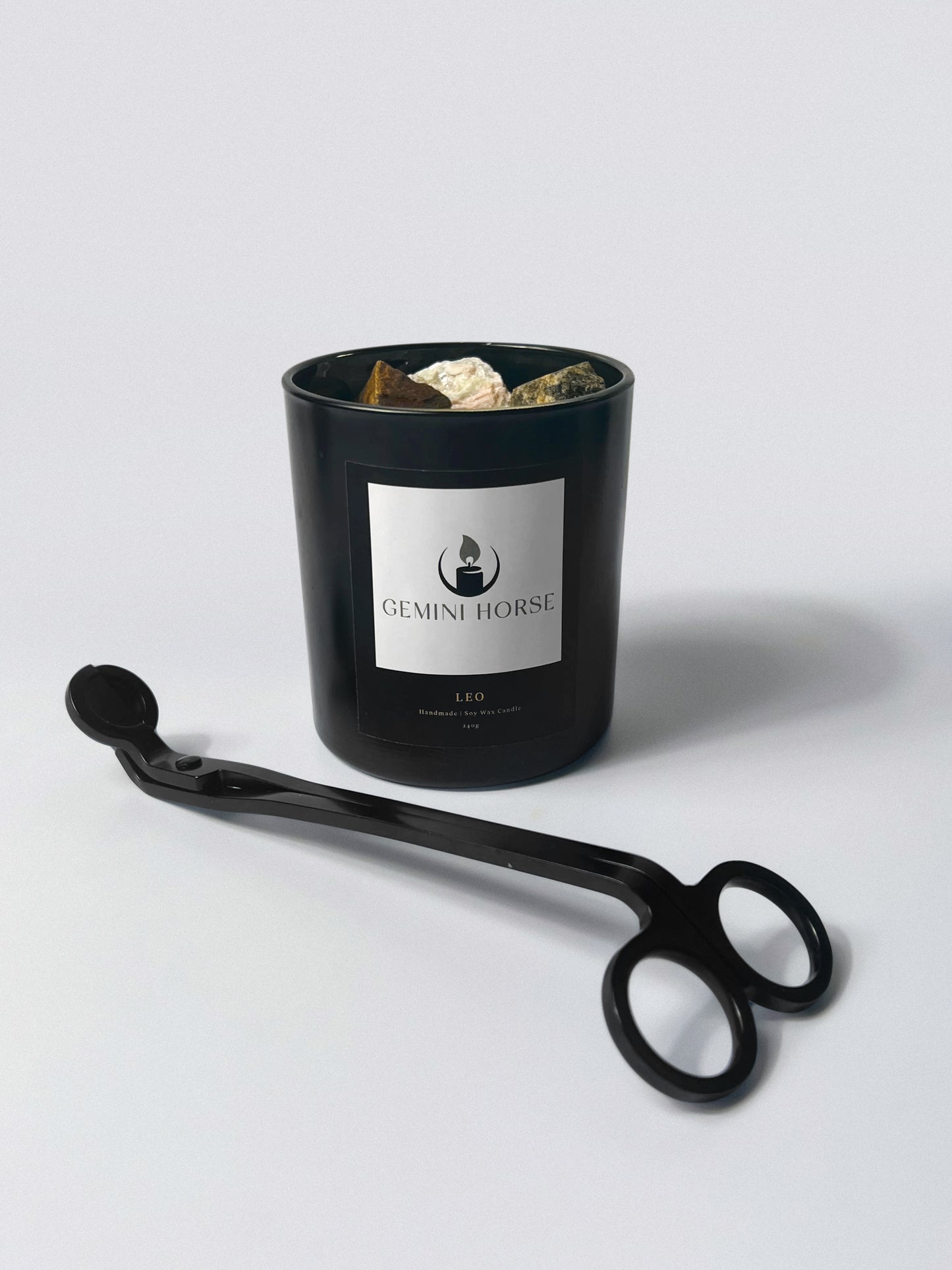 Wick trimmer